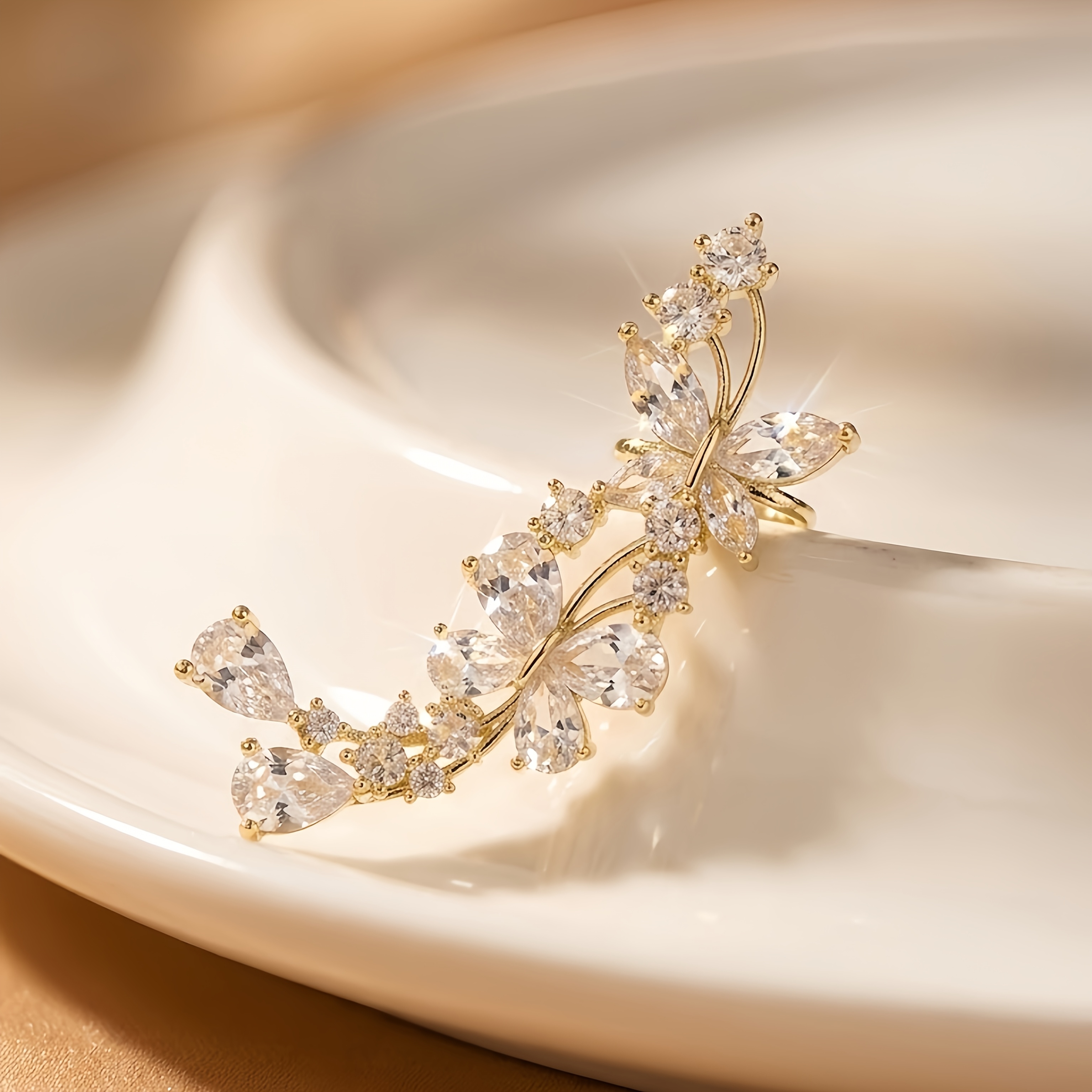 Elegant Butterfly Ear Clip Stud with Synthetic Zirconia, Fashionable